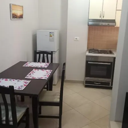 Apartment Solmare *